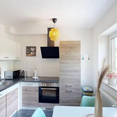 Apartamento Immostay S#7 - Parken & Wifi, Naehe Mercedes Benz, 4k Fernseher *